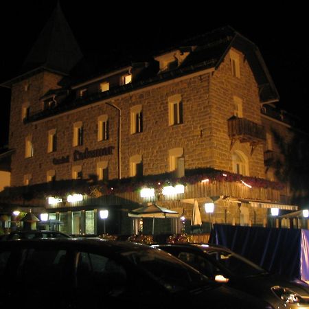 Hotel Castel Latemar Carezza al Lago Esterno foto